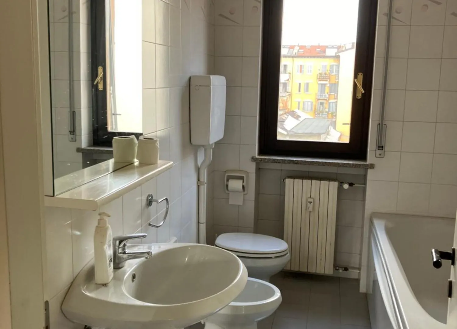 Three Rooms And A Large Terrace Milan 0*,